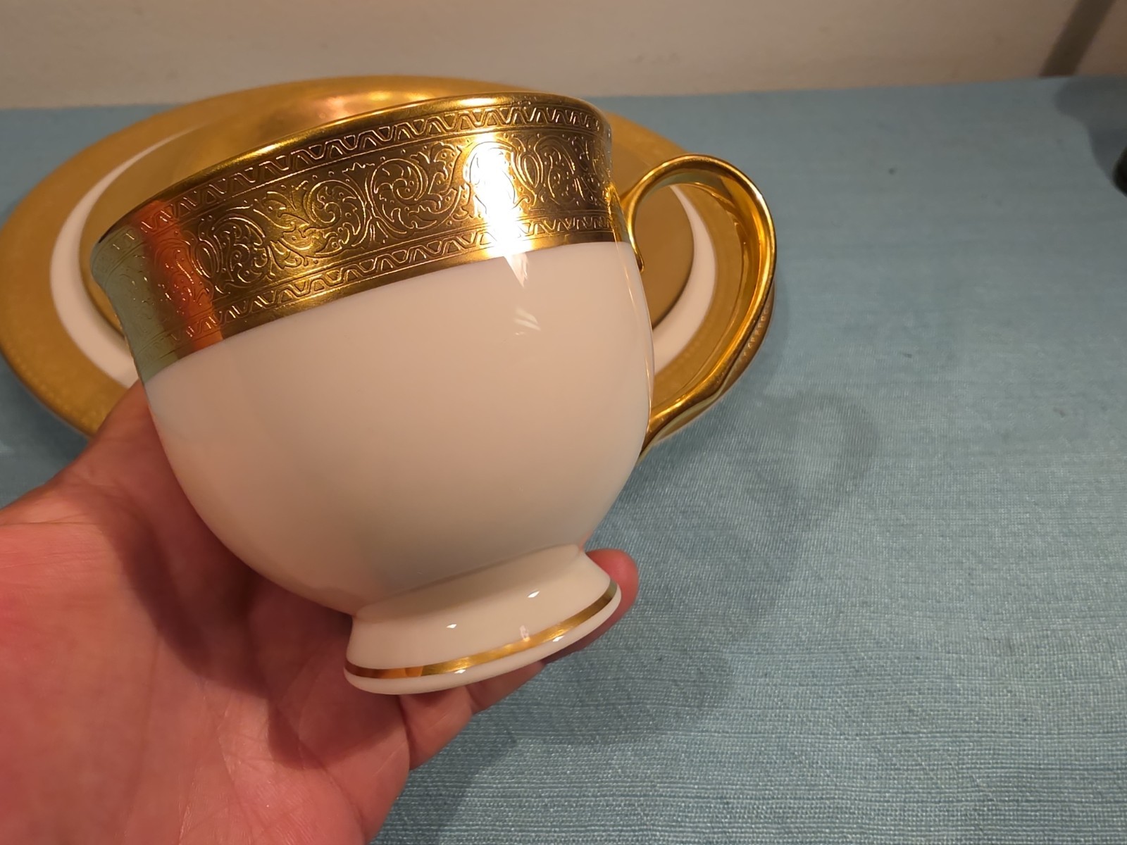 5 Piece Set (1 Place Settings) Lenox Westchester Fine Bone China Ivory Gold Trim