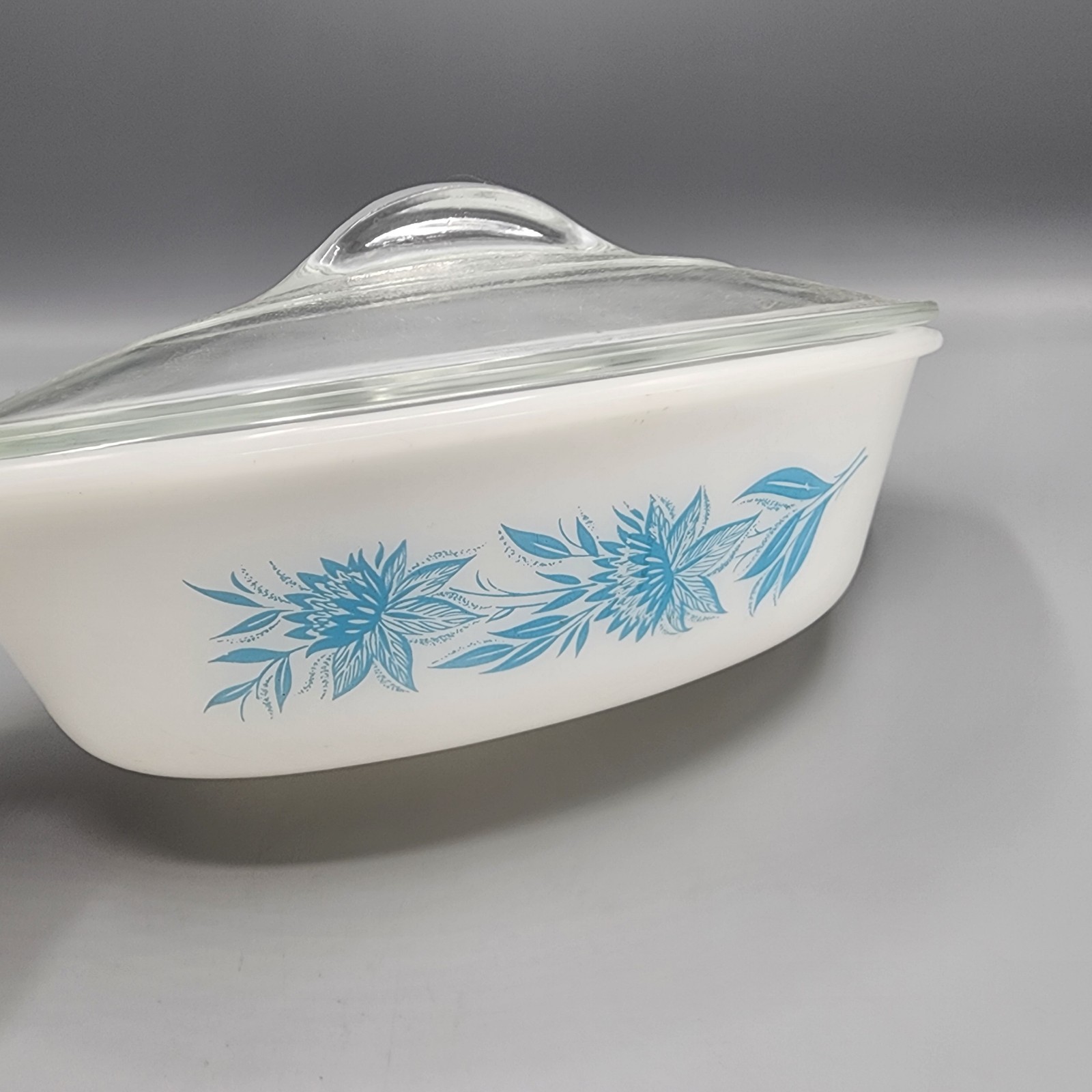 Vintage Made in USA Glasbake J-235 Divided Vegetable w/ Floral Pattern + LID