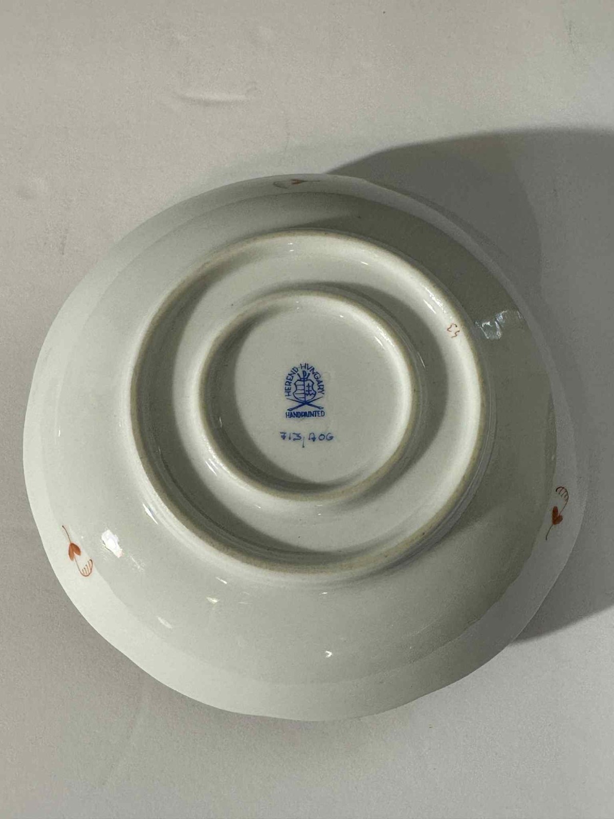 Pair Herend Hungary Trembleuse Saucers #713 Blue & Rust Indian Basket Gold Trim