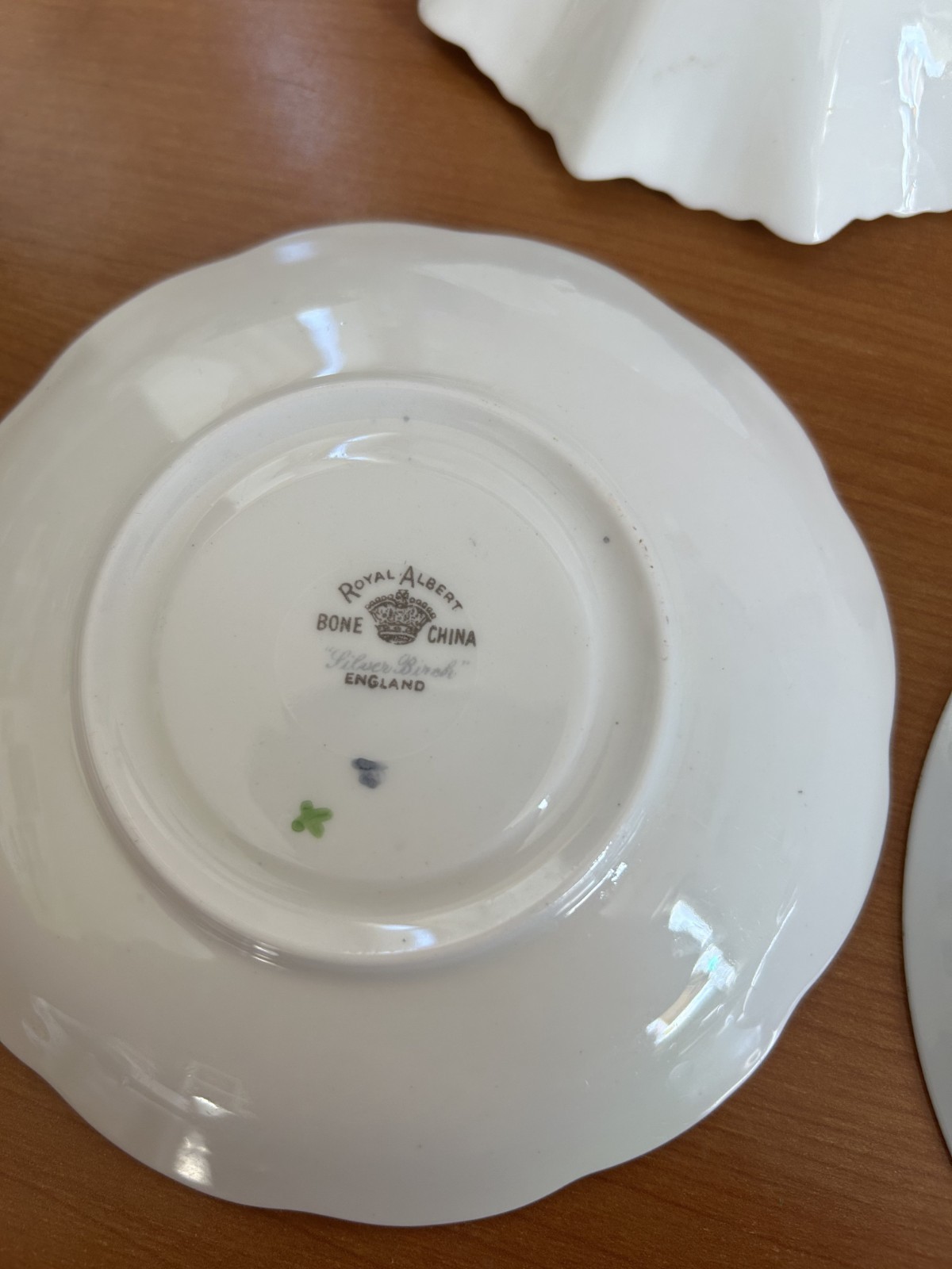 Lot: 6 Vintage Floral Variety Cottage Core Wall Plate Decor 10″ & Smaller