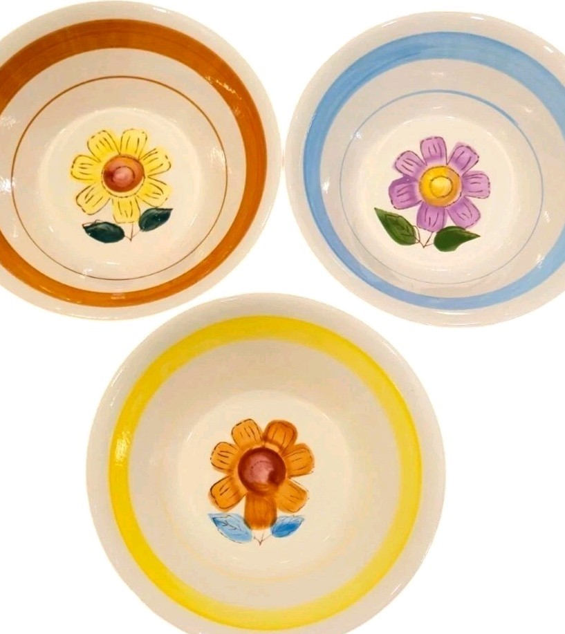 Vintage Floral serving Bowls Set of 3 Colorful Retro Cottage Kitchen Stoneware
