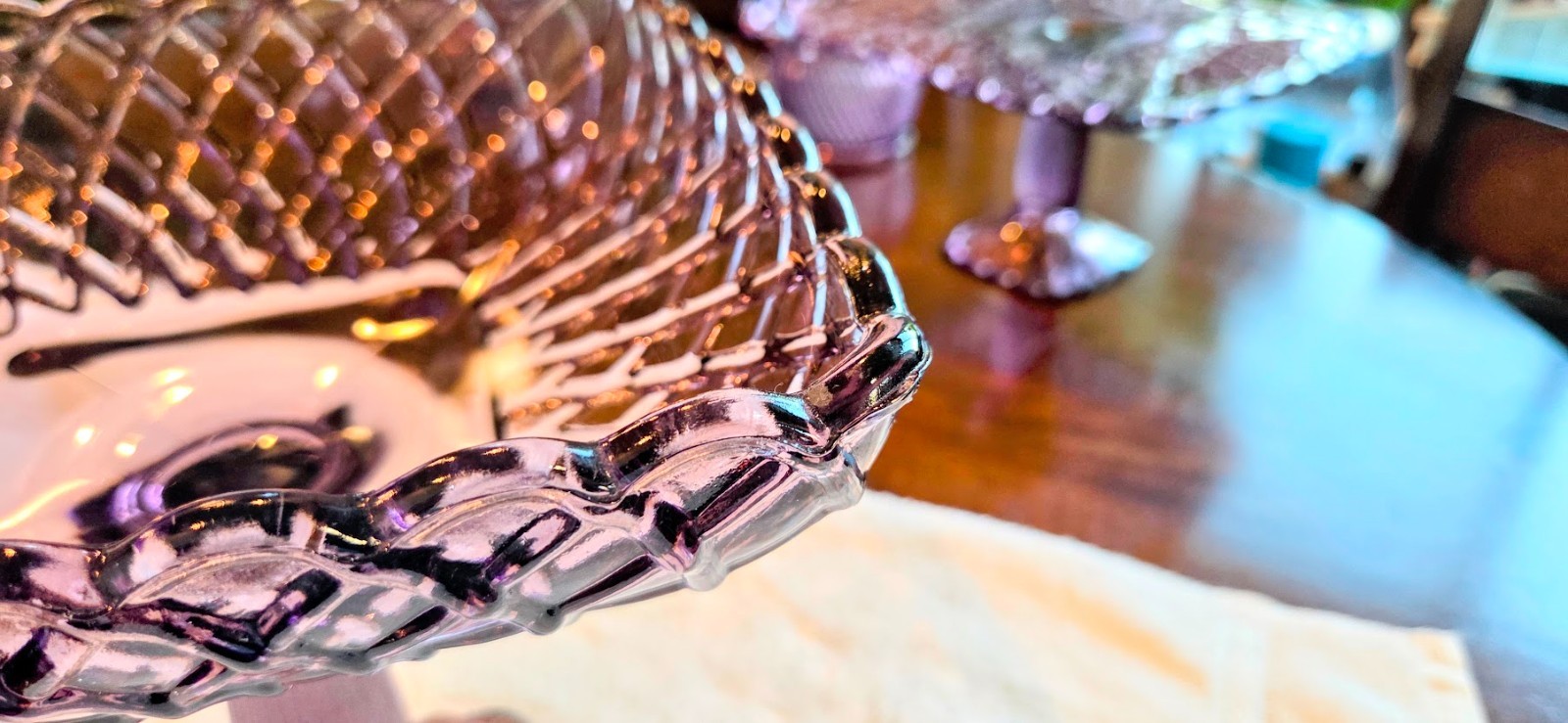 Vintage L.E. Smith Large Trellis Amethyst Purple Glass Compote Pedestal Bowl MCM