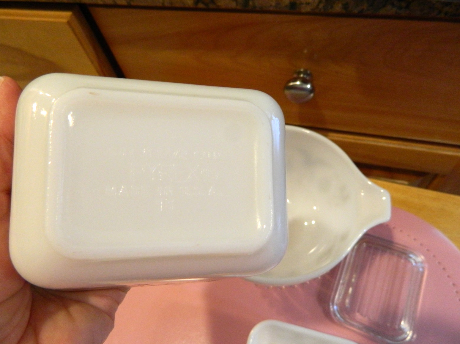 Vtg PYREX Lot w/2 Early American Refrigerator Dishes w/Lids 501B & #441 Bowl 5PC