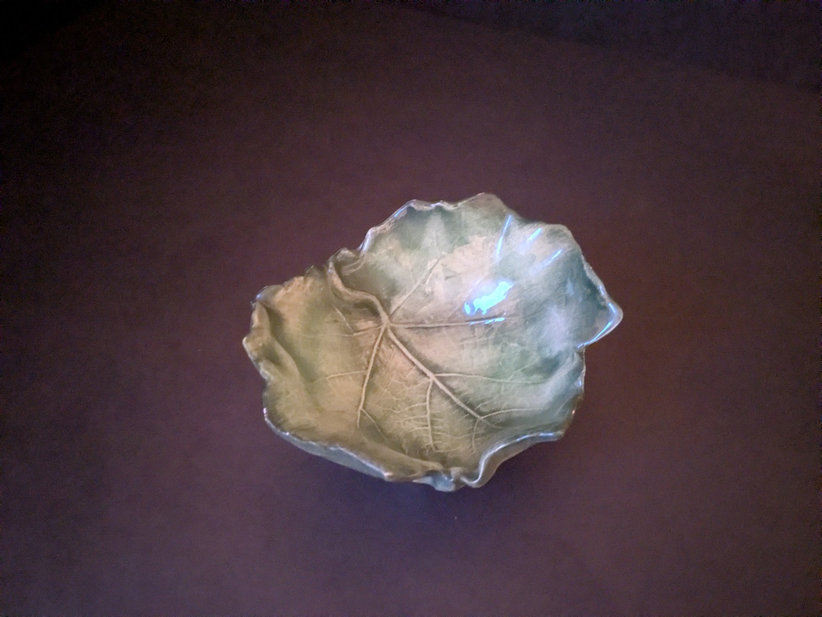Vintage Vietri Foglia Leonardo Majolica Green Porcelain Leaf Glazed Bowl Italy