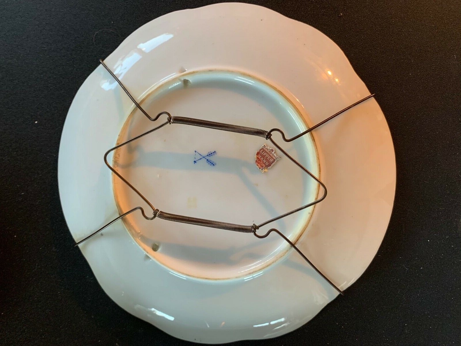 Lipper & Mann Decorative Plate 8.5”