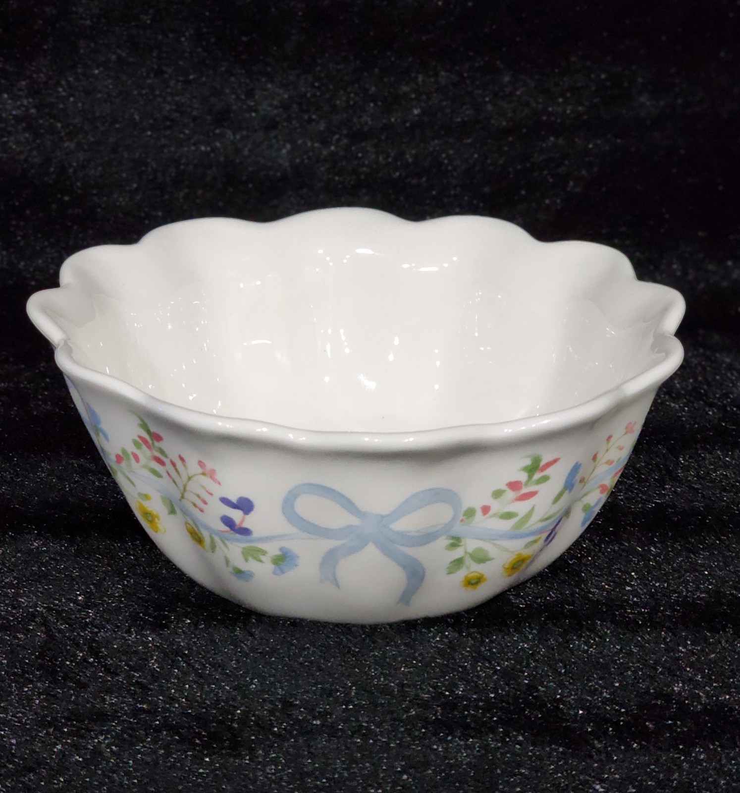 4 Blue Bow Floral Mini Bowls 4″ Ceramic Easter Spring Hobby Lobby Viral Bows HTF
