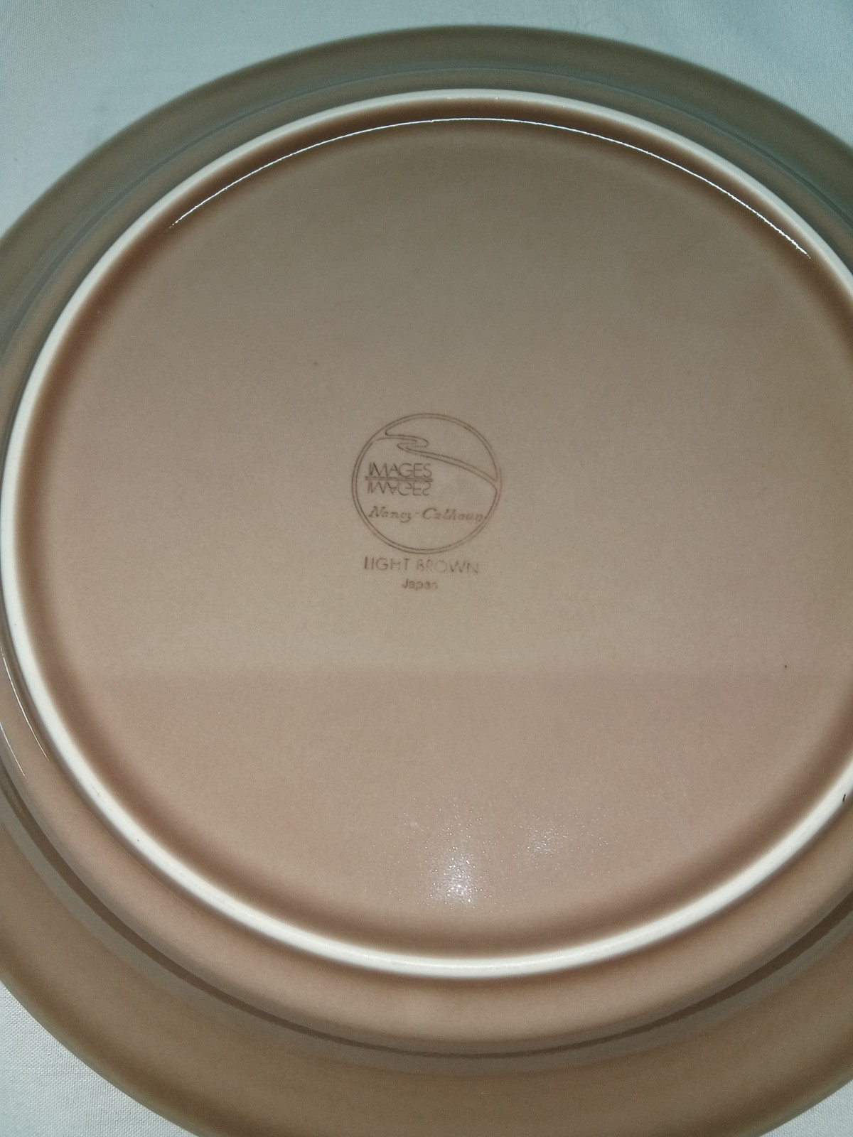 Set of 2 – Nancy Calhoun Solid Color Light Brown 8″ Salad Plates Vintage (N1)