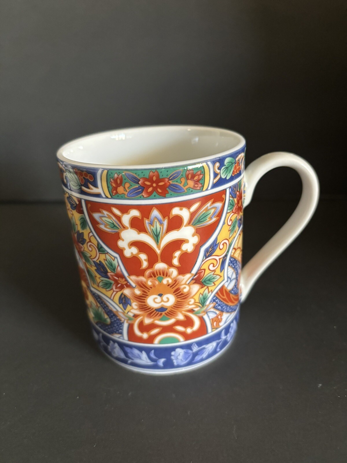 Horchow ~ Imari Edo Coffee Cup / Mug ~ Red Gold Blue White Rust ~ Set of 4