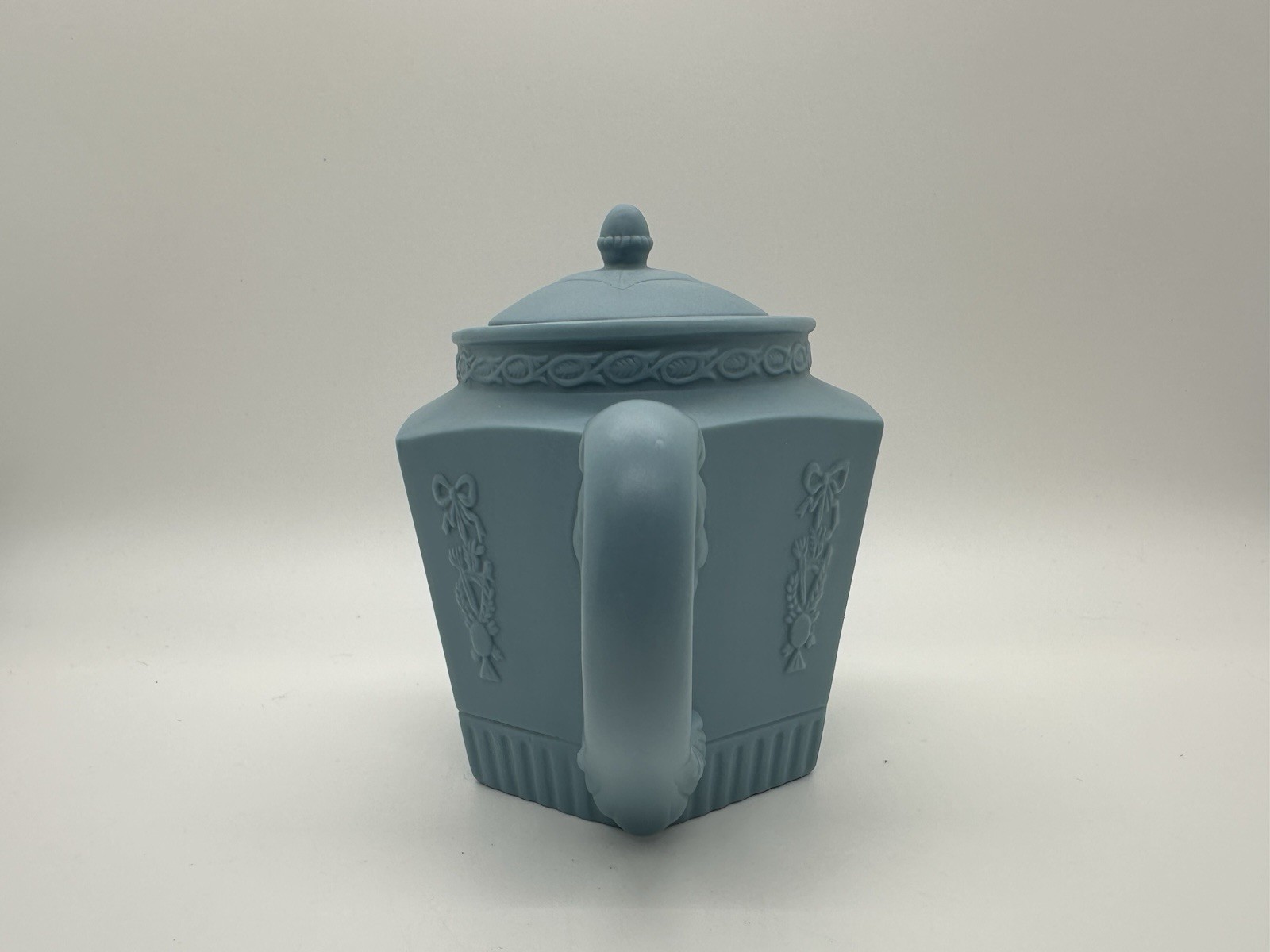 Vintage Powder Baby Blue & White Teapot Neoclassical Cameo Style Ribbon Bow