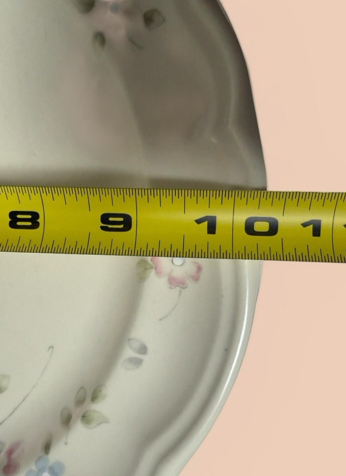 4 Pfaltzgraff tea Rose • 10 3/8″ Scalloped Dinner Plates EUC