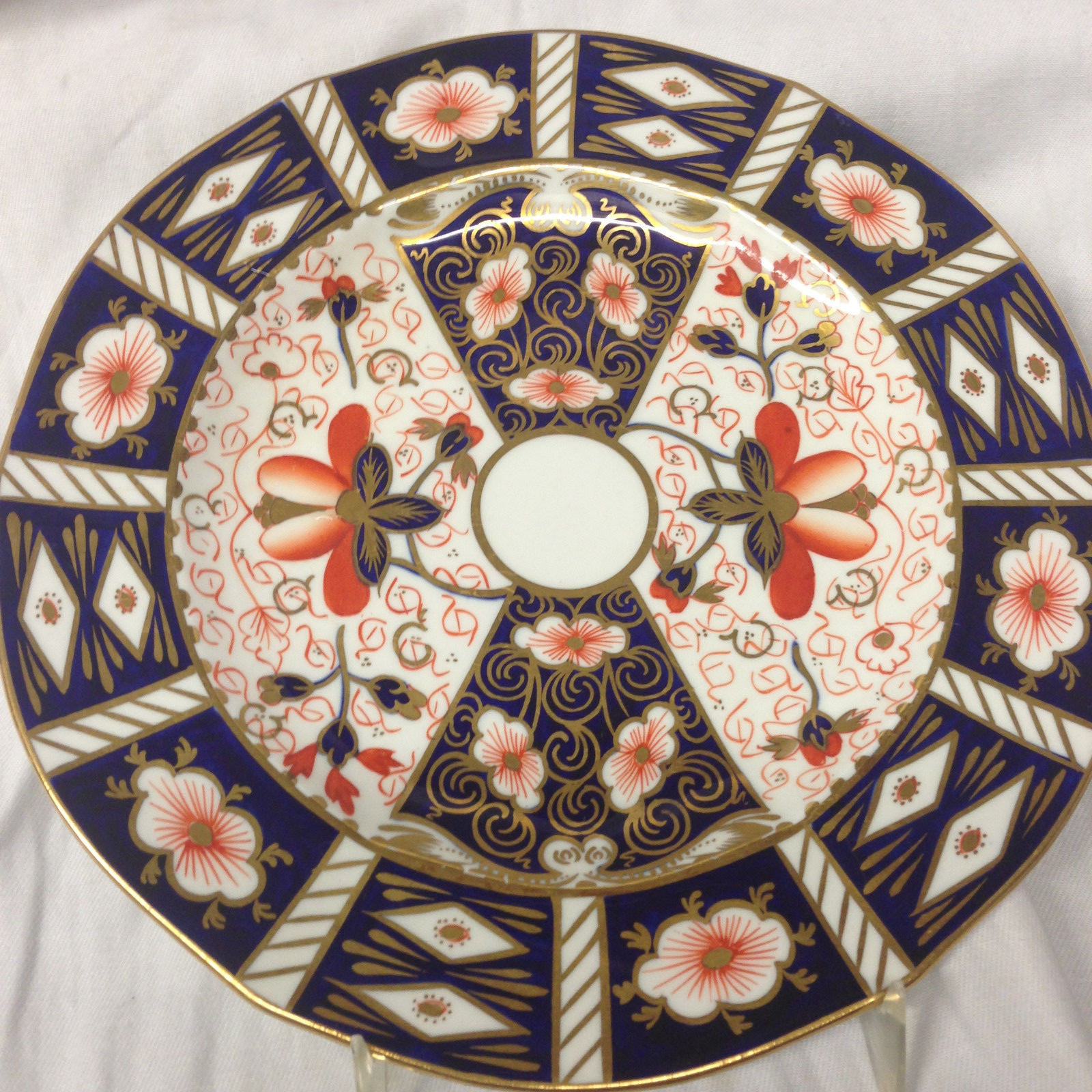 ROYAL CROWN DERBY TRADITIONAL IMARI SALAD PLATE 8″ BLUE PANELS RUST FLOWERS GOLD