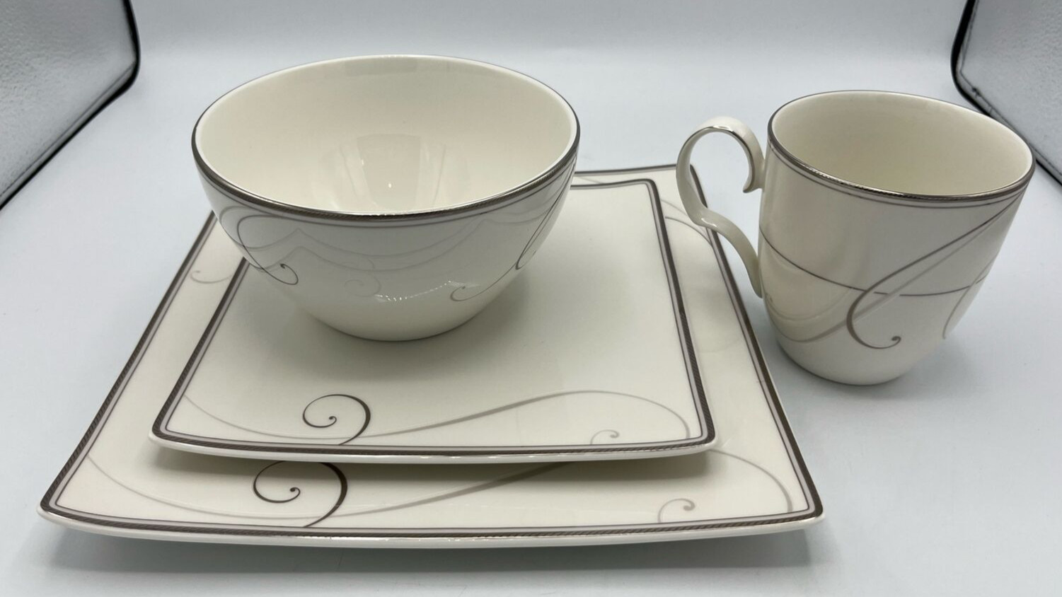 Noritake China Platinum Wave Four Piece Square Place Setting