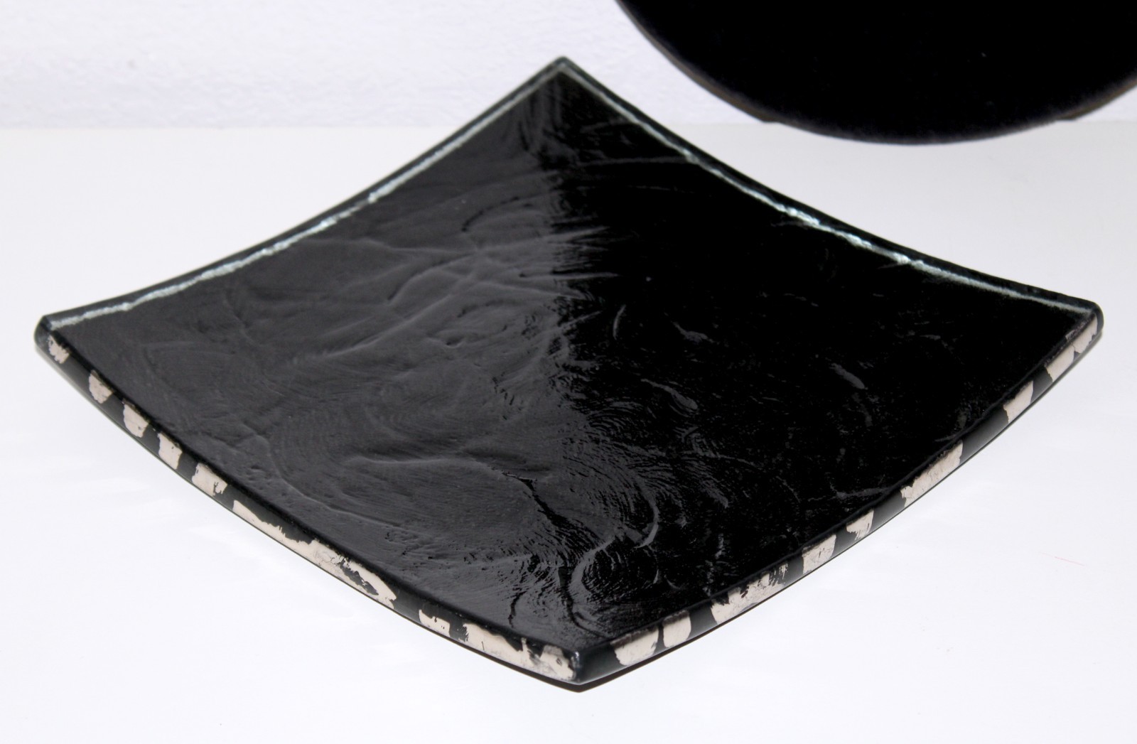 Annie Glass Black Plate Square Platinum Edge 4 1/2 pounds 10 inch Signed 1989