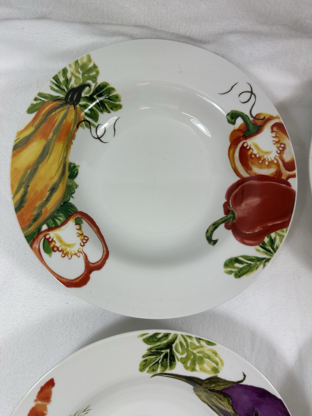 World Market Pasta Bowls Vegetable Coupe Soup 9.25″ Set Of 4