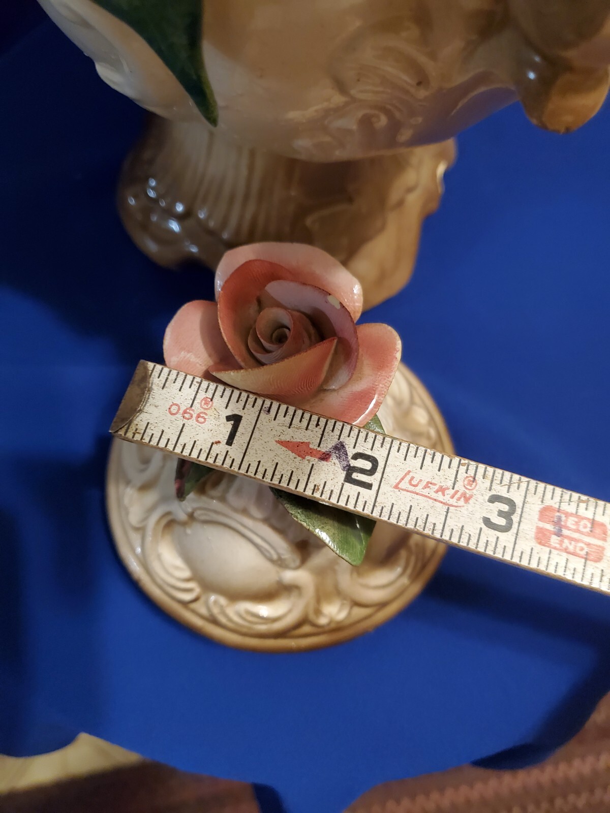SALE! WAS 85. VTG MCM 15in CAPODIMONTE ITALY CREAM/TAN W ROSES LIDDED PITCHER