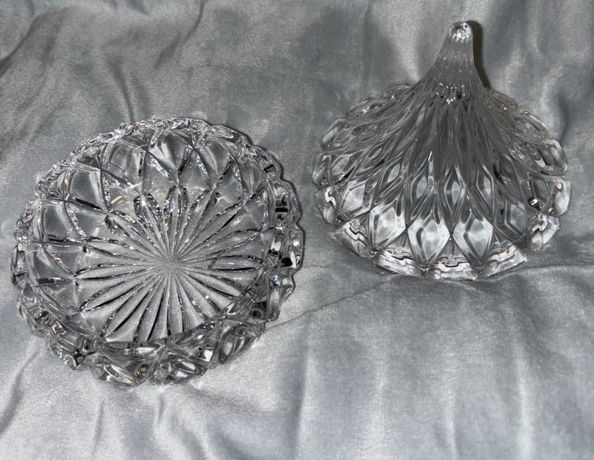 Godinger – Hershey’s Kiss- Crystal – Candy Dish with Lid…. Excellent Condition