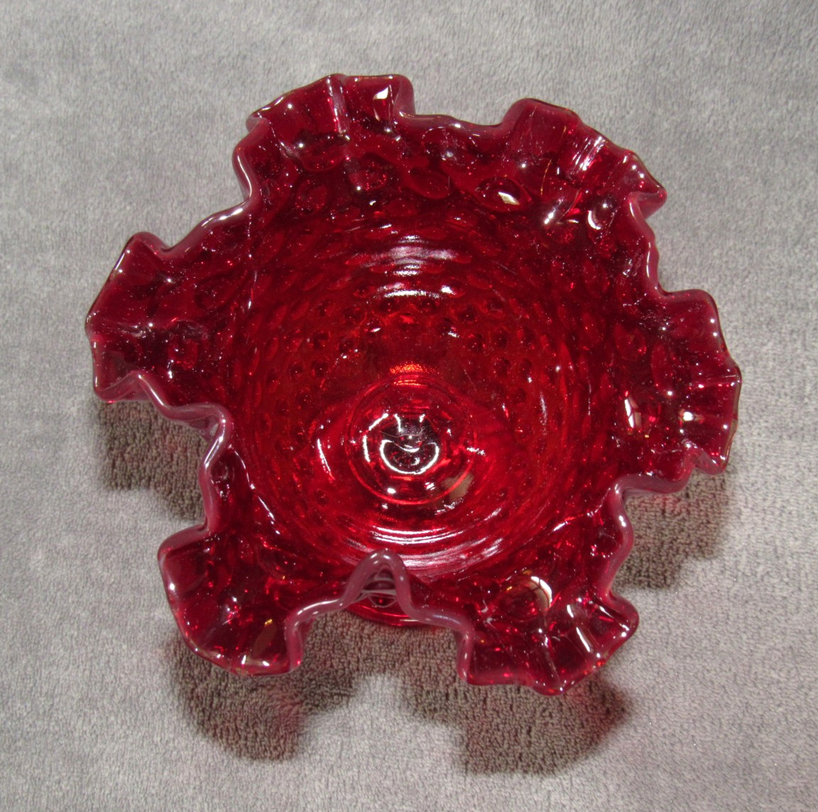 ​Vintage FENTON Ruby Red Hobnail Glass Ruffled Compote Candy Dish Pedestal 6″