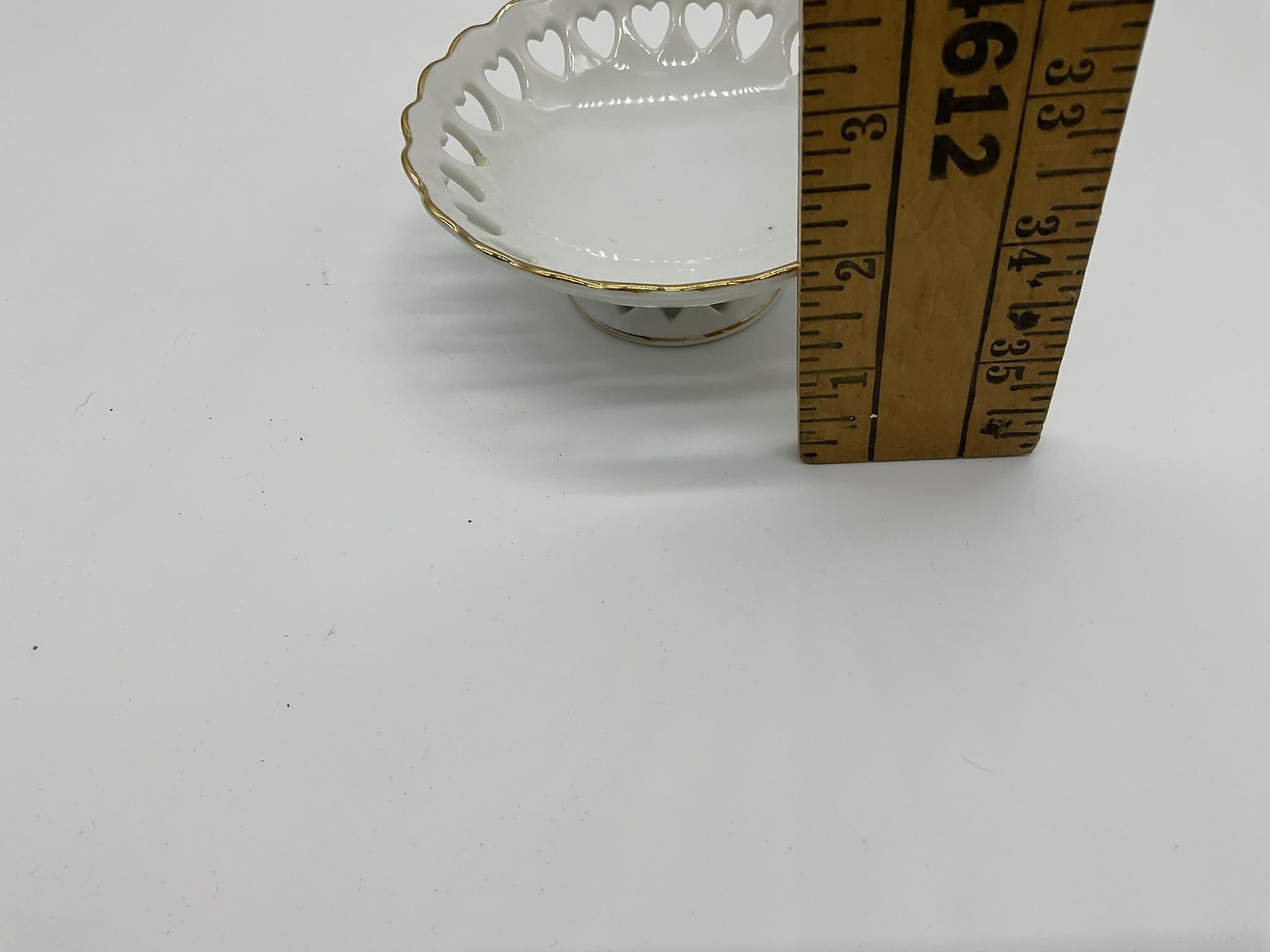 Unmarked White Porcelain Pedestal Bowl Heart Cutout Gold Trim Home Decor Display