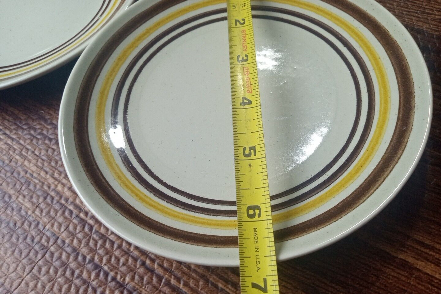 2 Stoneware side Plates 6.5″ Beige, Brown, Yellow