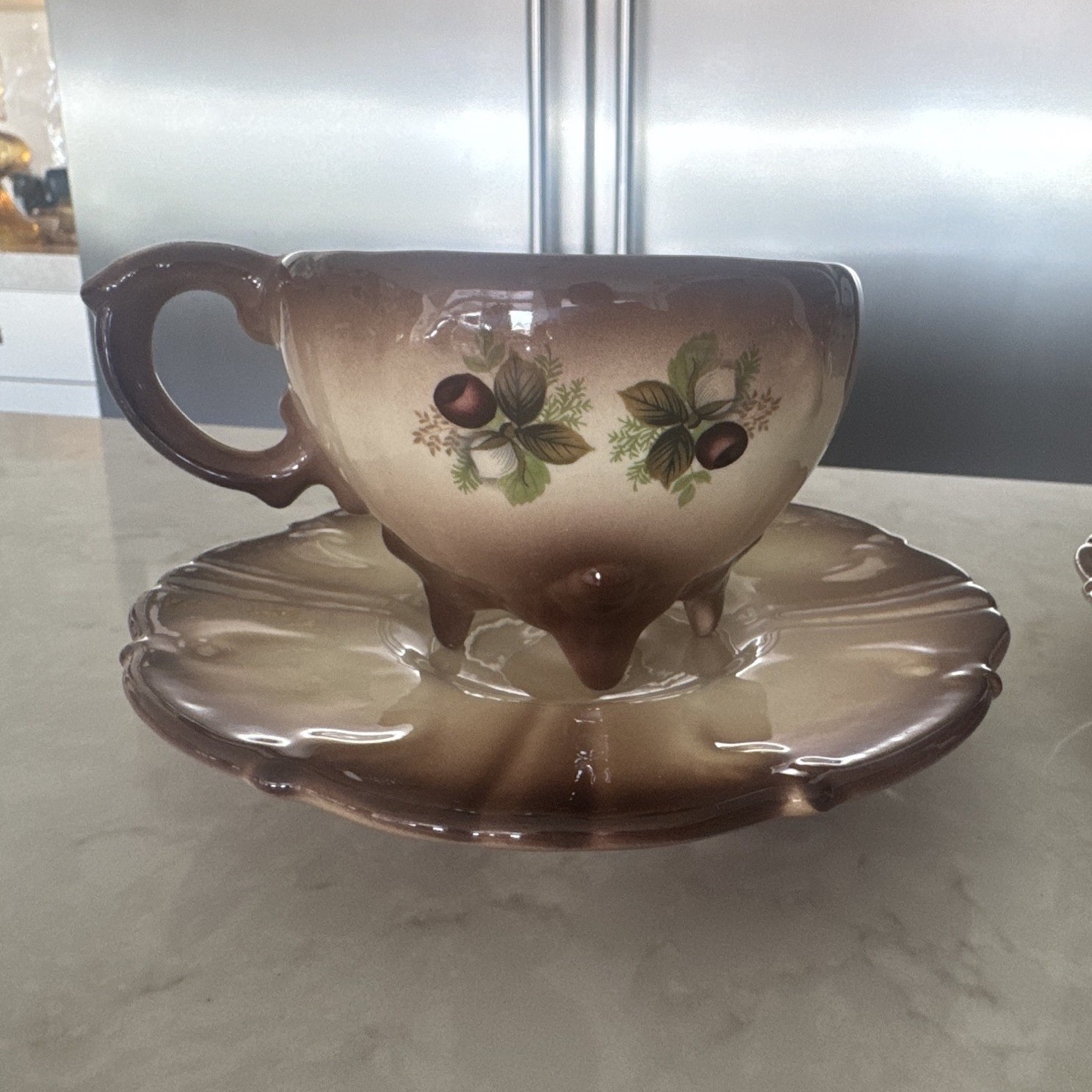 Ceramic Pottery Brown Beige Floral Pattern Four-Piece Cup & Saucer Set