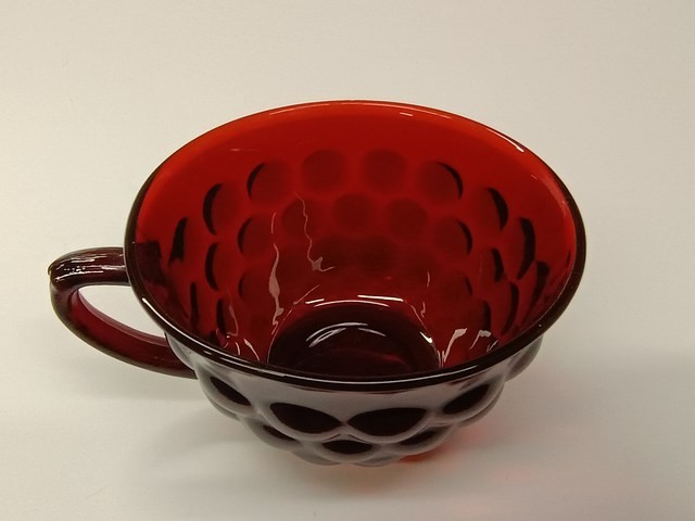 Anchor Hocking Red Royal Ruby Bubble Bullseye Tea Cup 1963 REDB25
