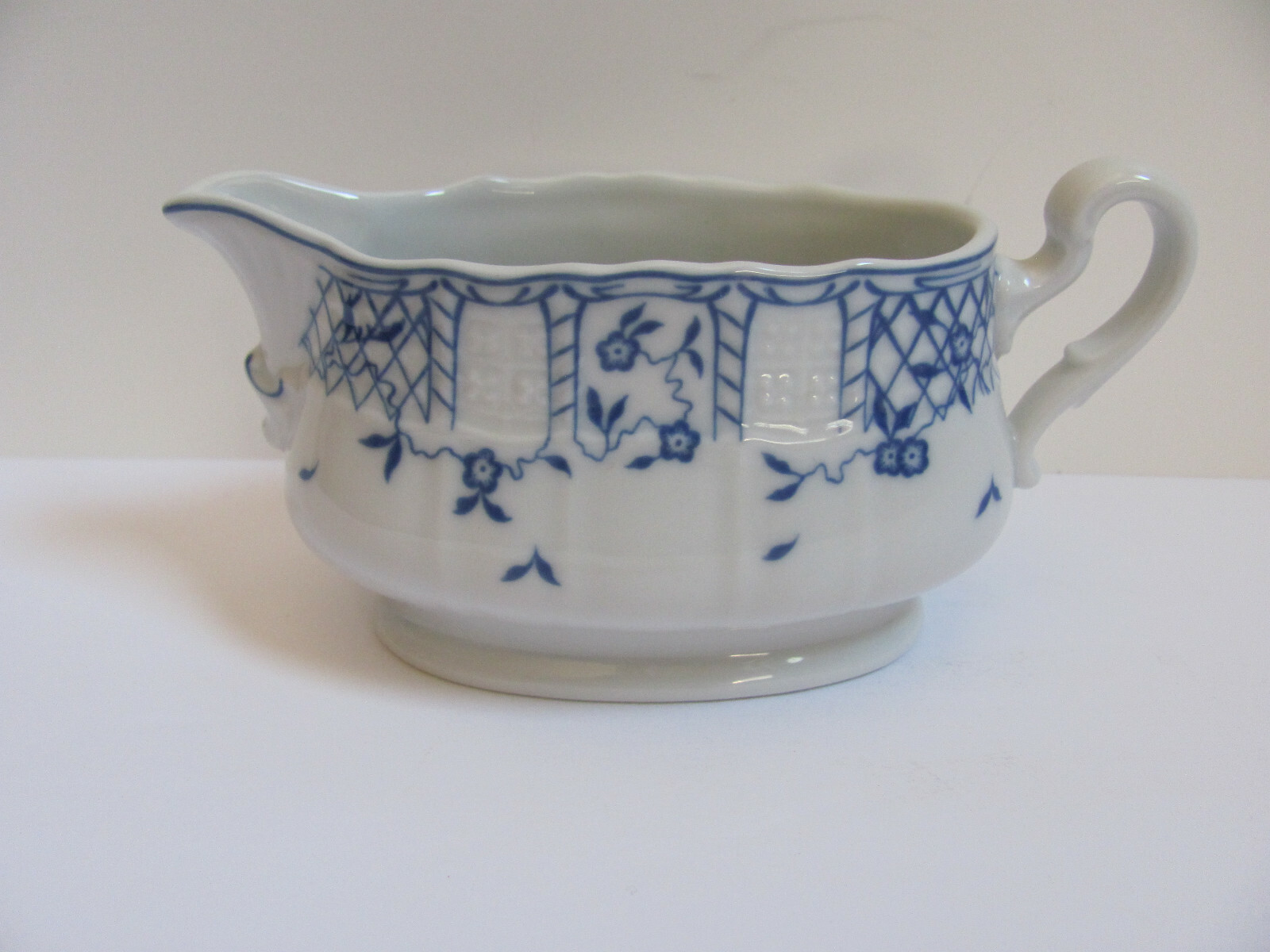 Heinrich Germany – Blue & White – Embossed with Flowers/Leaves – Creamer
