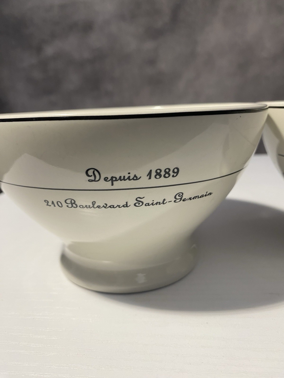Kiss That Frog Set of 2 Ceramic Bowls Café de la Tour Eiffel 5in Thailand
