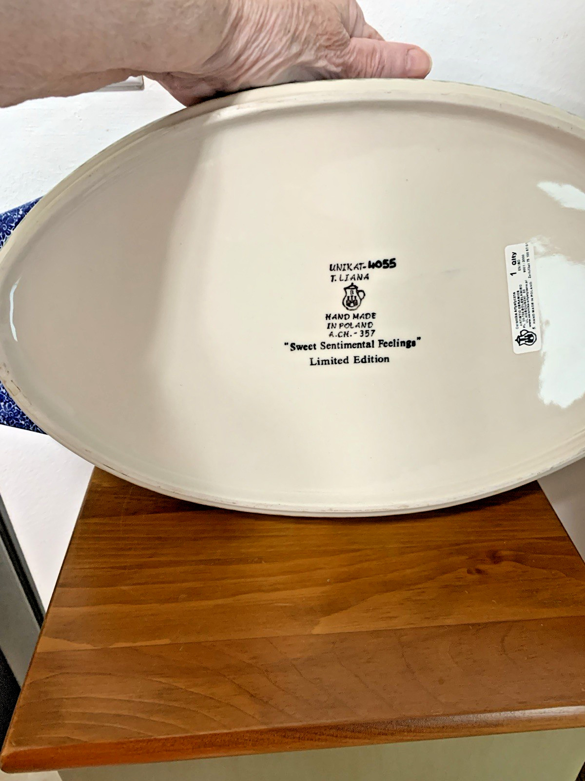 Authentic Boleslawiec Polish Stoneware bakeware With Handles, Signed By Artisan.