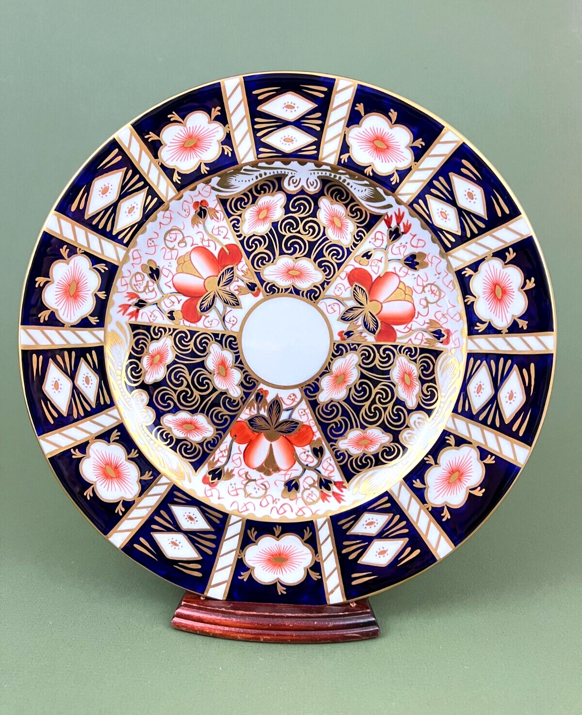 AS IS – Royal Crown Derby Traditional Imari Blue Panels Rust Floral Dinner Plate