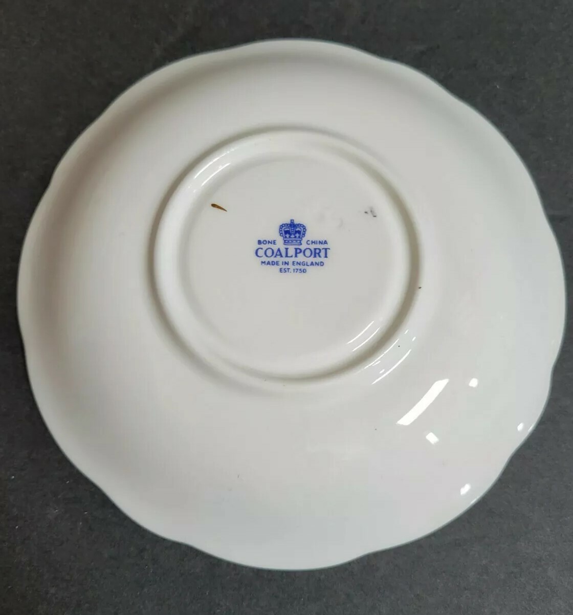 Coalport “MONTROSE Green” Tea Cup with Saucer Display only