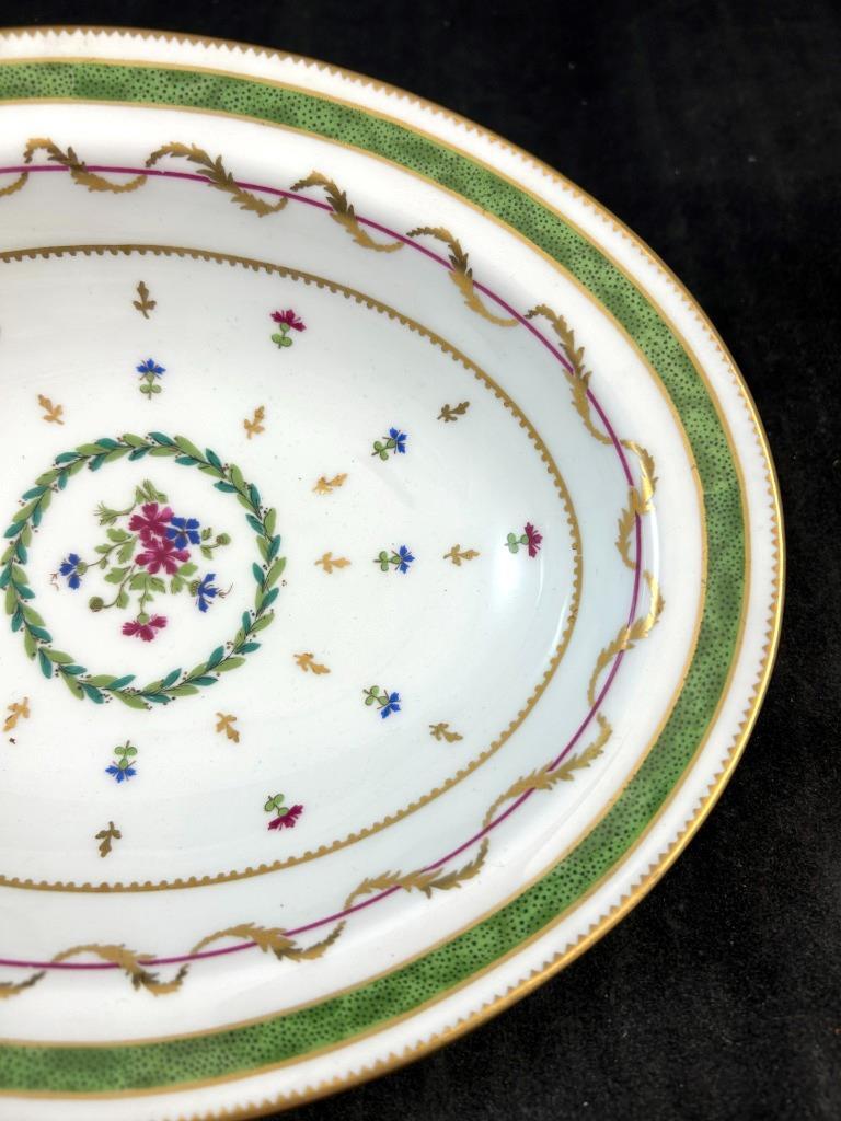 Haviland Vieux Paris Green Vert Oval Vegetable Bowl 9.5 In Length 2 1/8 In High