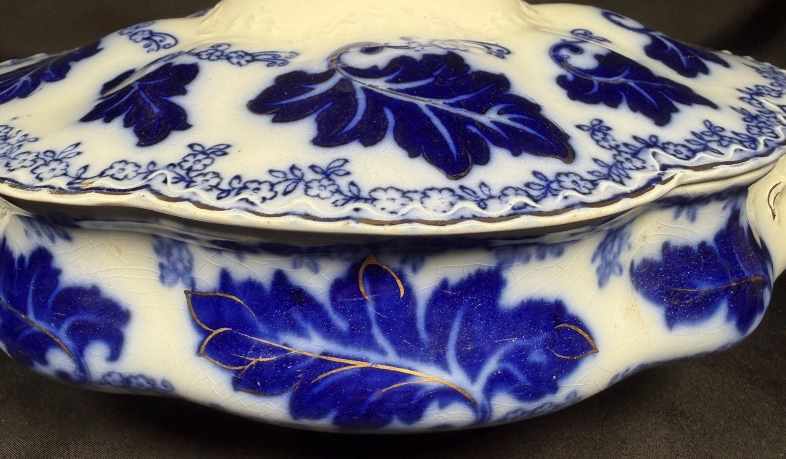 Antique Johnson Bros Normandy Flow Blue Oval Covered Vegetable Bowl Dish 11.5”