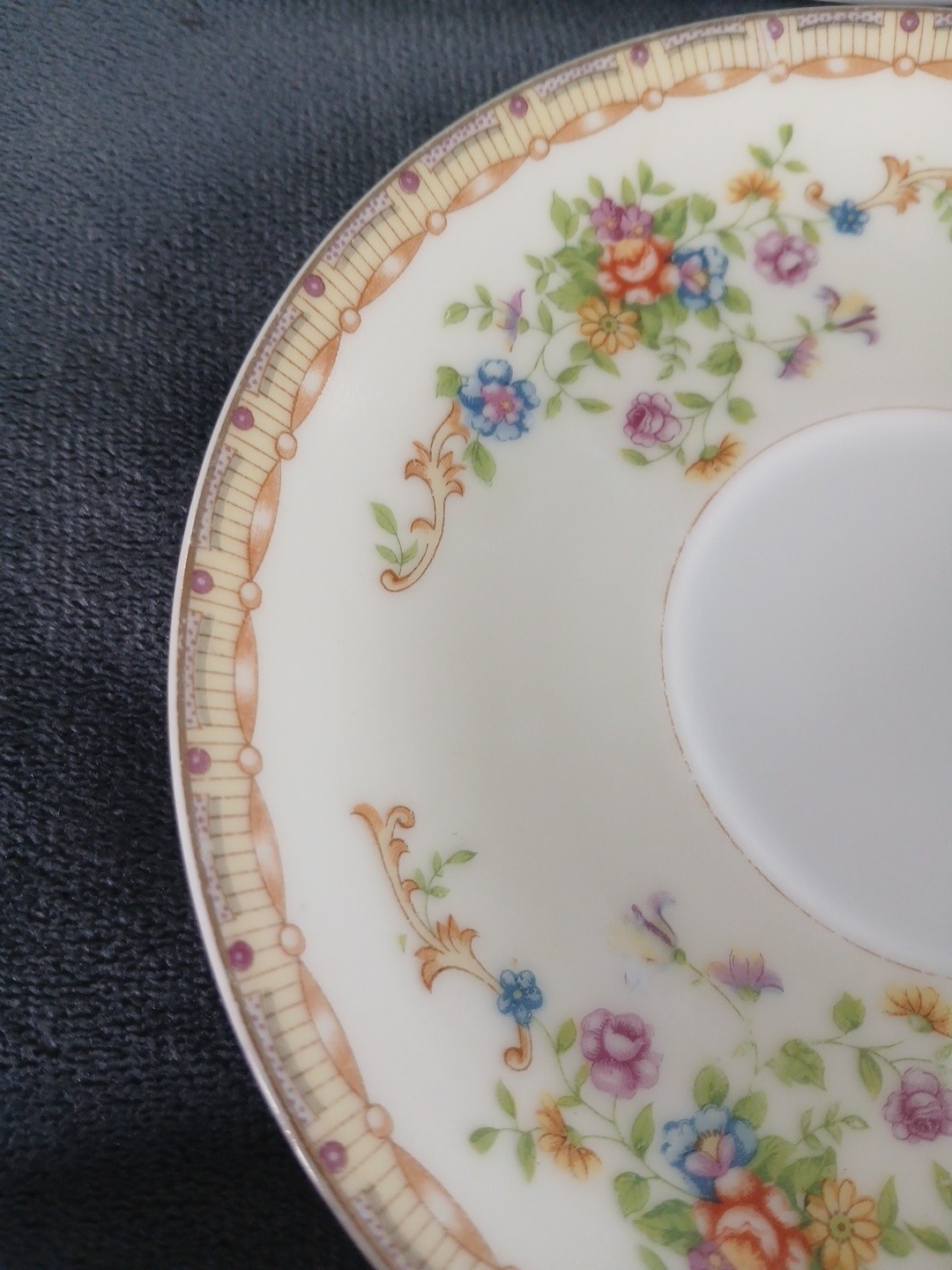 Set Of 4 Teacups & Saucers National China Japan Patricia Floral