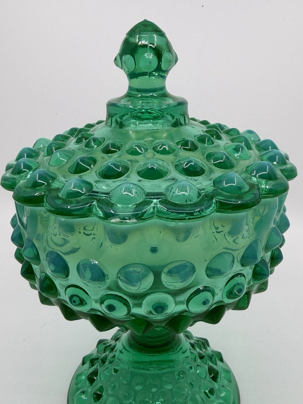 Vtg Fenton 1959 Emerald Green Opalescent Hobnail Lidded Candy Bowl Crack Glows