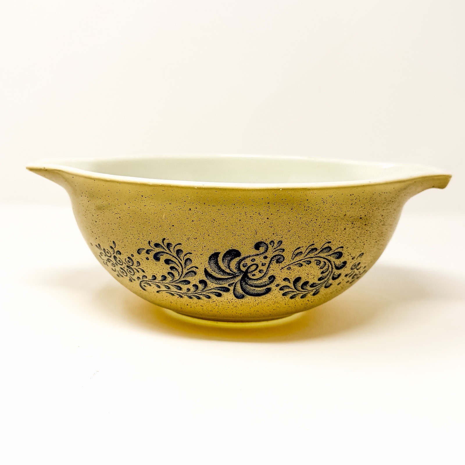 Vintage Pyrex Homestead 443 2.5 Qt Cinderella Mixing Bowl Blue Speckled USA