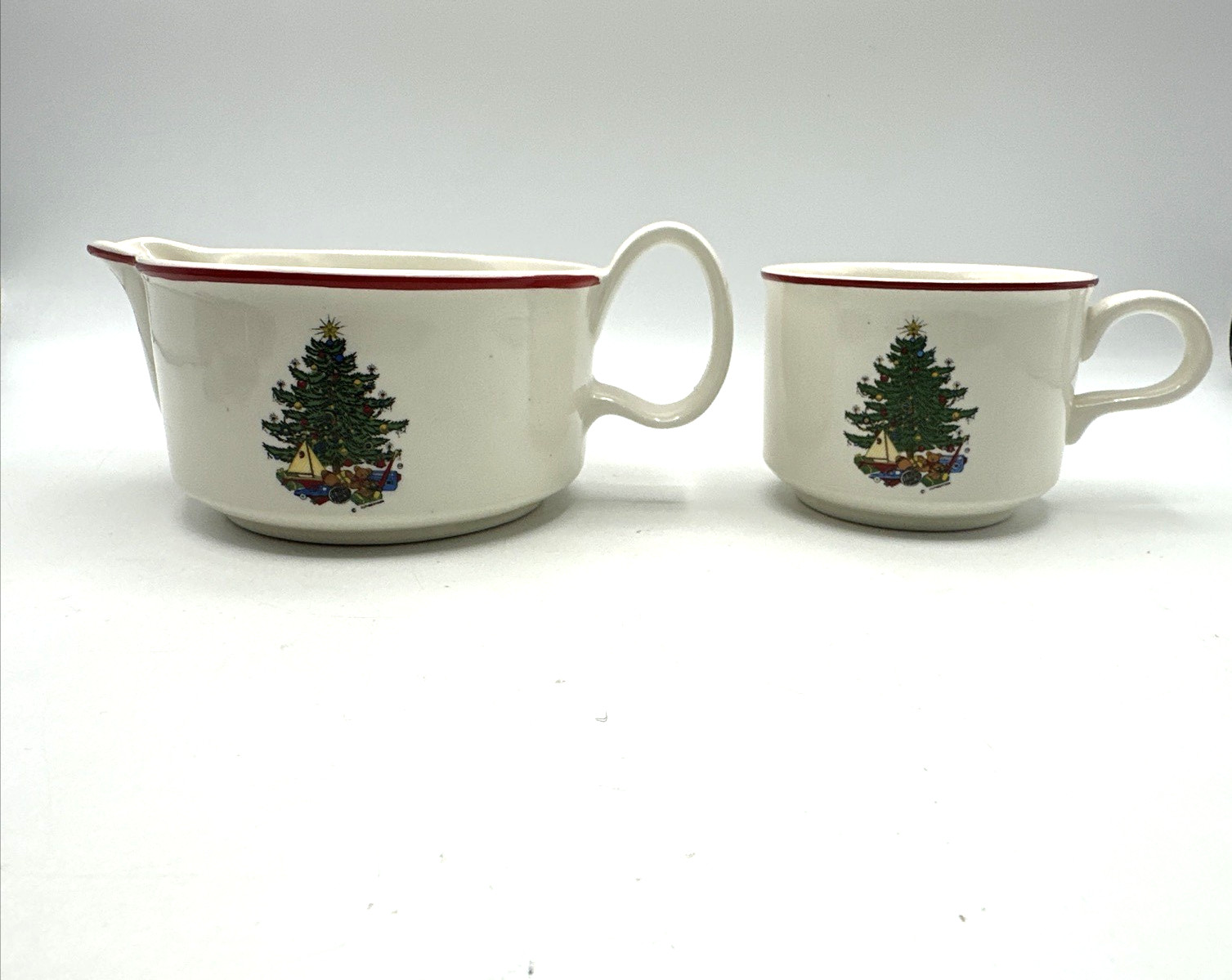 4 Piece Cuthbertson Christmas Tree Holly Berry Cups and Pitcher Set Vintage