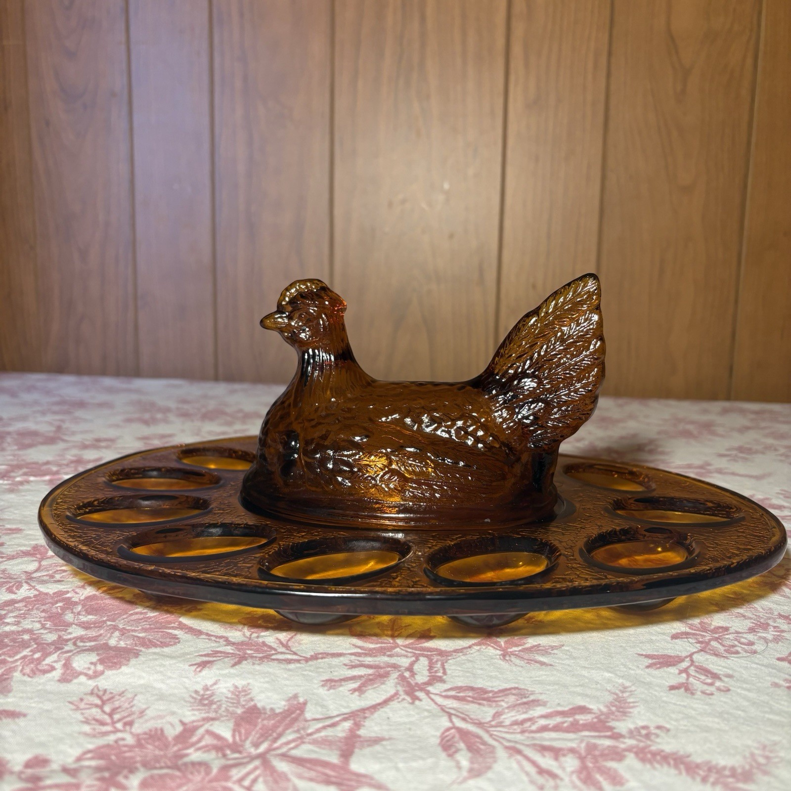 Vintage LE Smith Amber Glass Hen On Nest Chicken Deviled Egg Plate Rare HTF