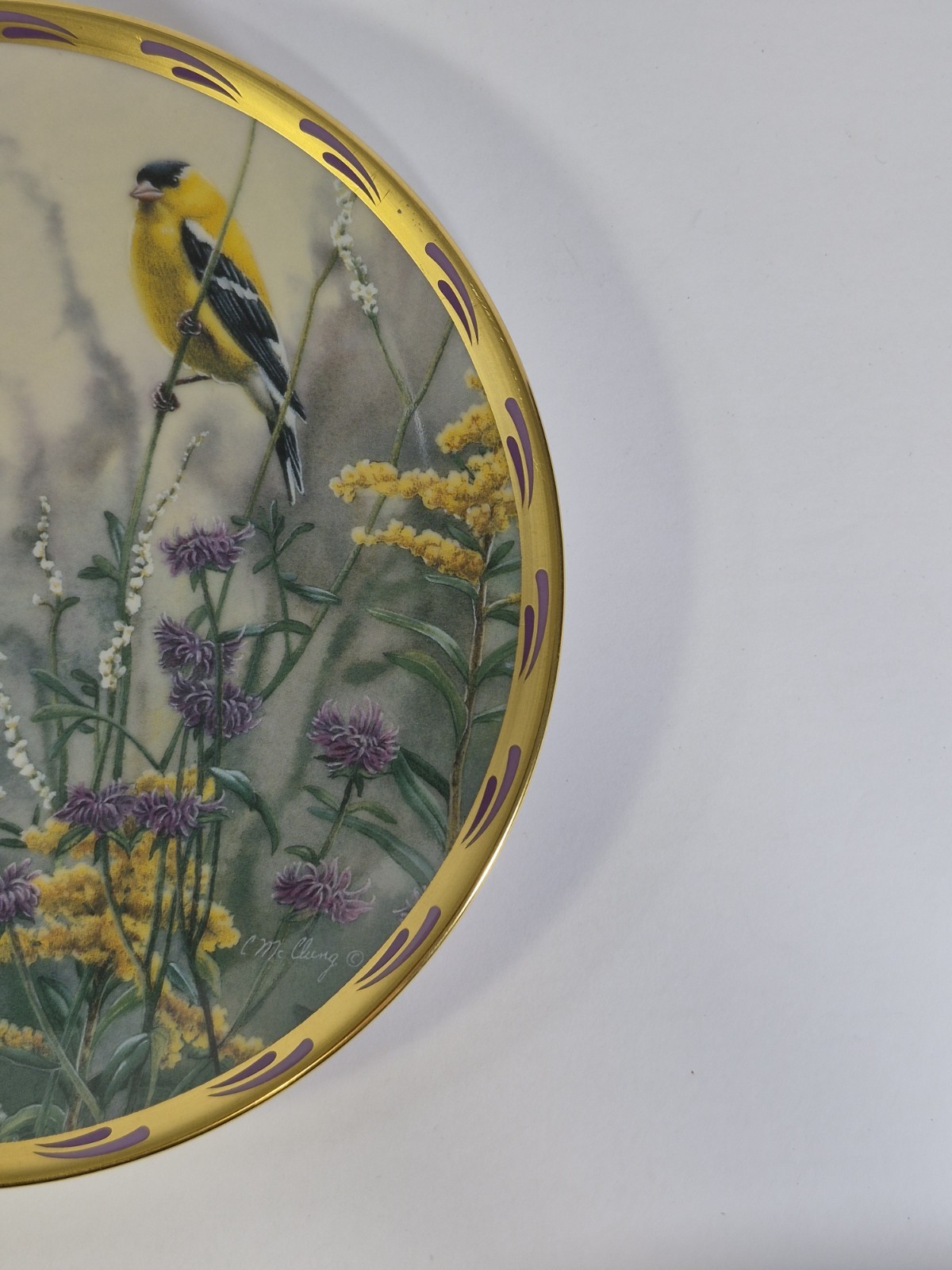 1992 LENOX GOLDEN SPLENDOR BY CATHERINE MCCLUNG NATURE’S COLLAGE PLATE 8-1/4″