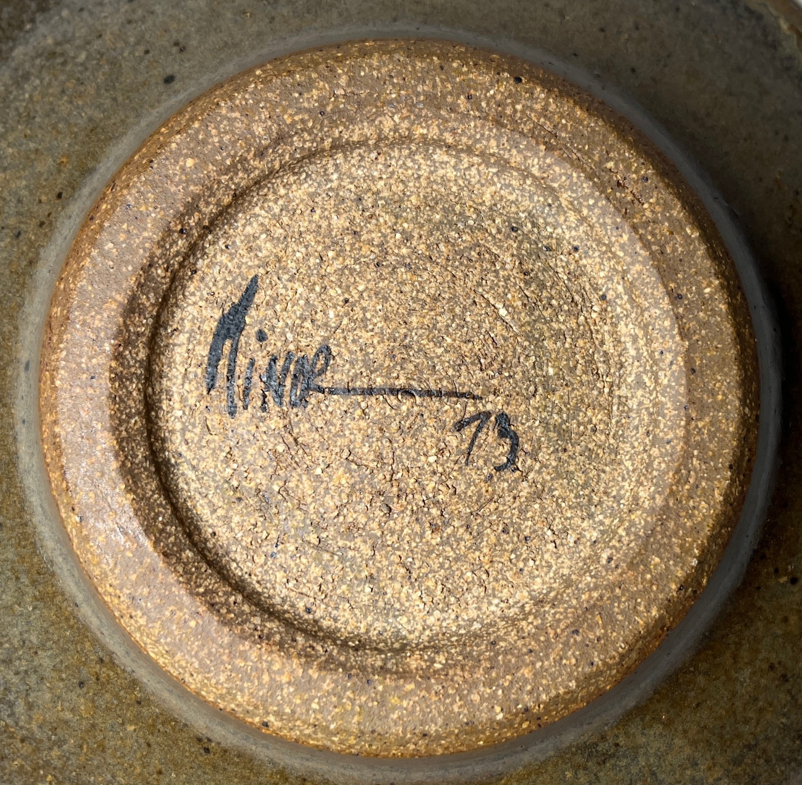 Signed Minor 1973 Studio Art Pottery Stoneware Plate Contemporary Modern