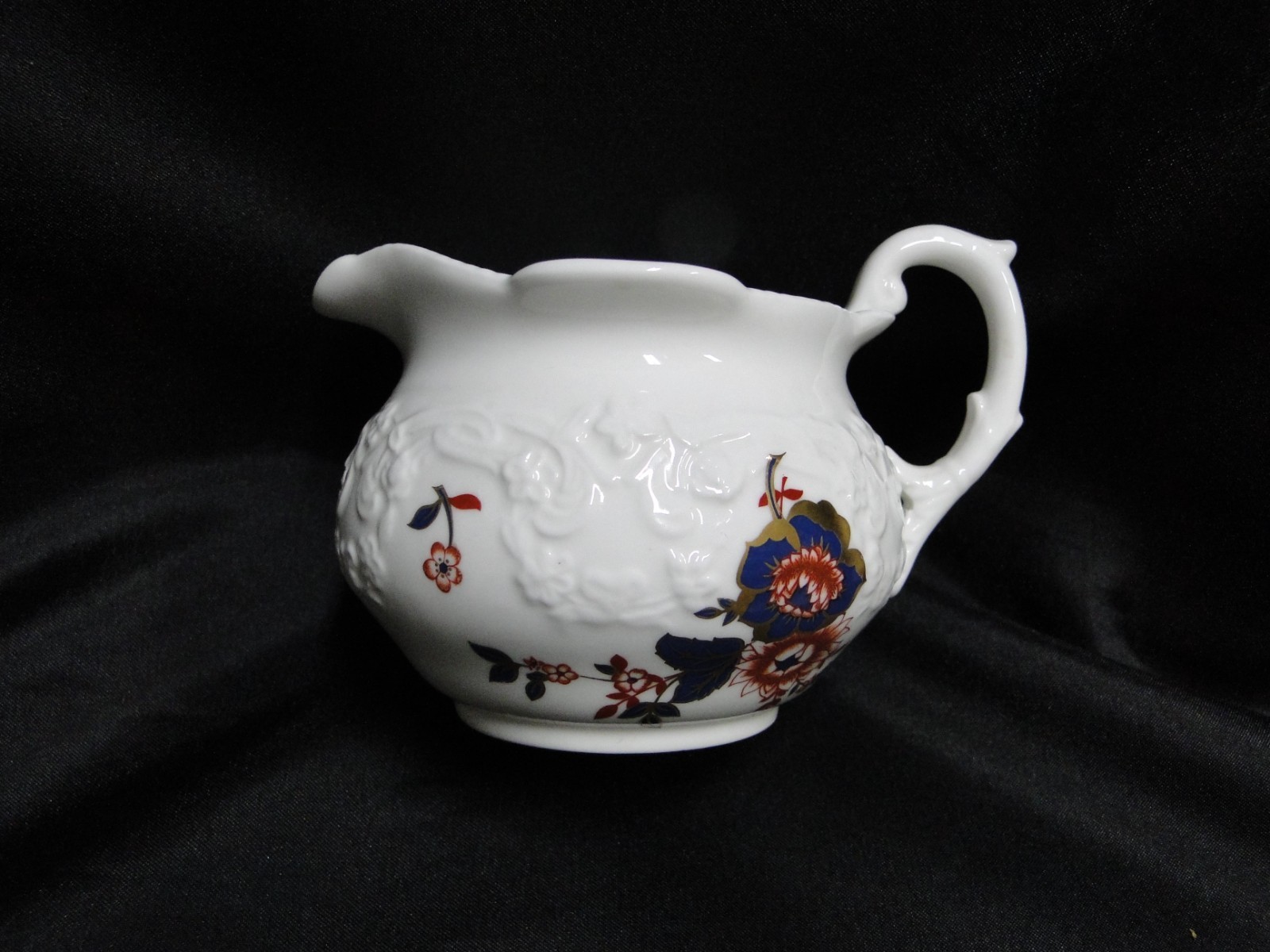 Coalport St Louis, White w/ Blue, Rust, Gold: Creamer / Cream Pitcher, 2 3/4″