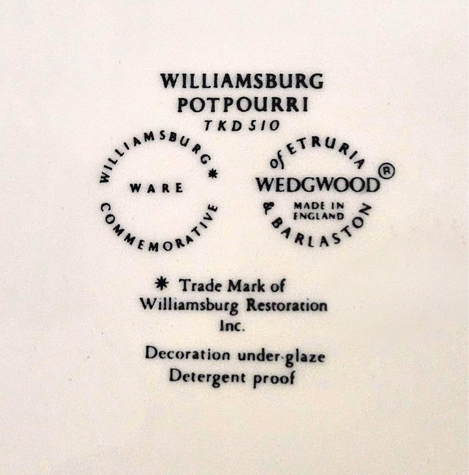 Wedgwood Williamsburg Potpourri 10 1/4” China Dinner Plate Discontinued