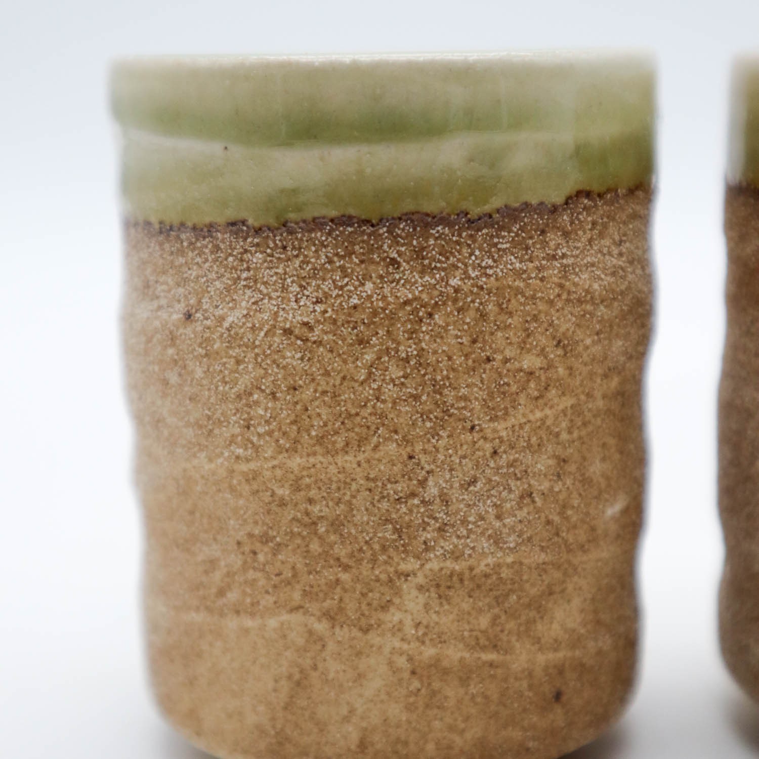 2 Mino Ware Japanese Pottery Yunomi Tea Cups Japan Jade Green & Sand Glaze
