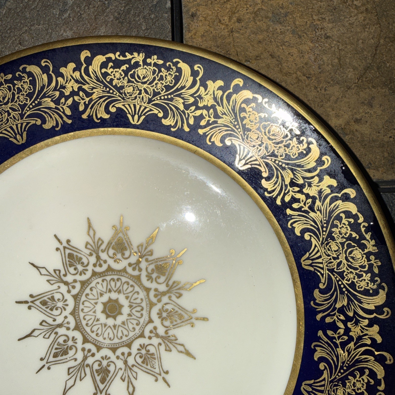 Alka Bavaria Gold Gilt Leaf & Cobalt Blue 7 7/8 Inch Plate Circa 1938-1958