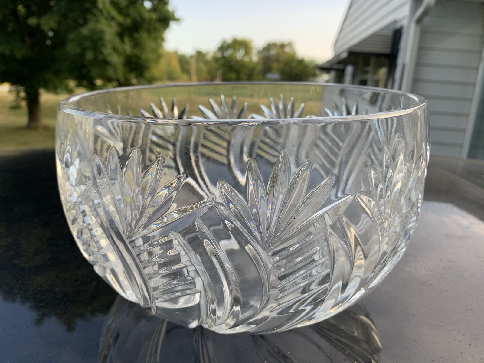Stunning Crystal Glass Bowl 9″ wide Very Heavy, Pineapple Top-Rib, Unmarked