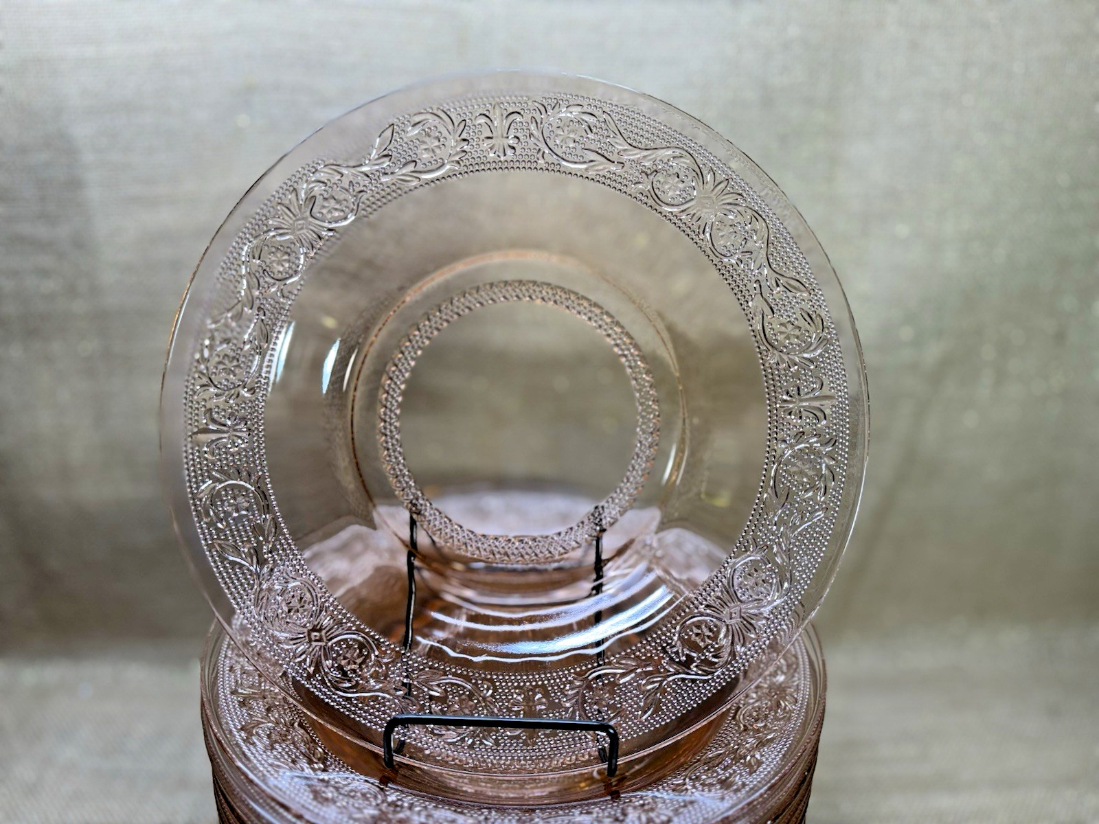 Vintage KIG Malaysia Pink Glass Dinnerware Set 34 Pc Fleur De Lis Trellis EUC