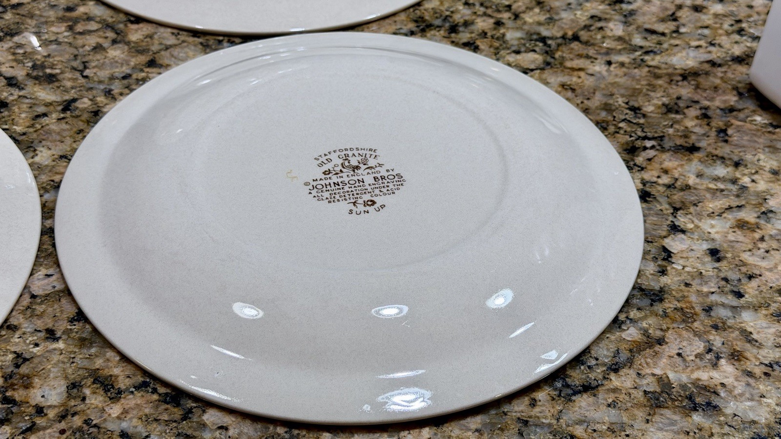 Vintage Johnson Bros Sun Up 15pc Dinner Set Staffordshire Old Granite England EC