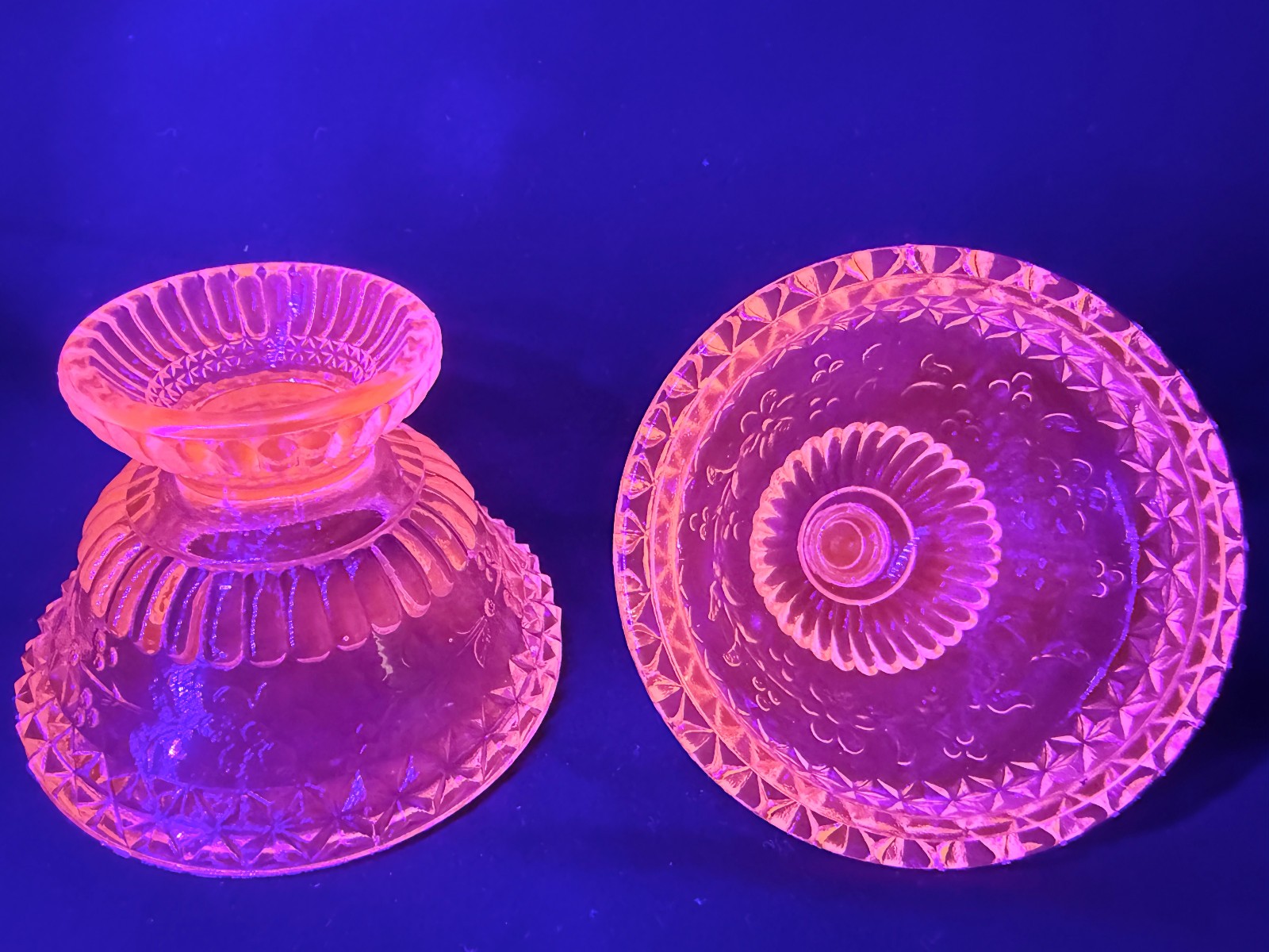 Green Vaseline Uranium glass covered candy dish coffee sugar jar butter selenium