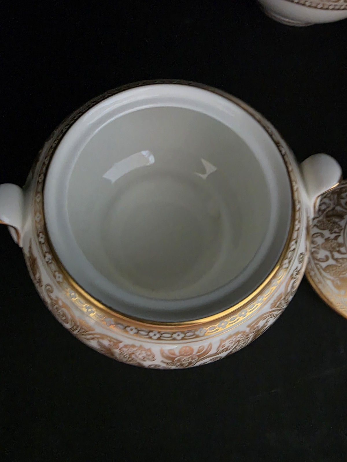 VINTAGE Wedgwood Bone China Gold Florentine Creamer and Sugar Bowl, England