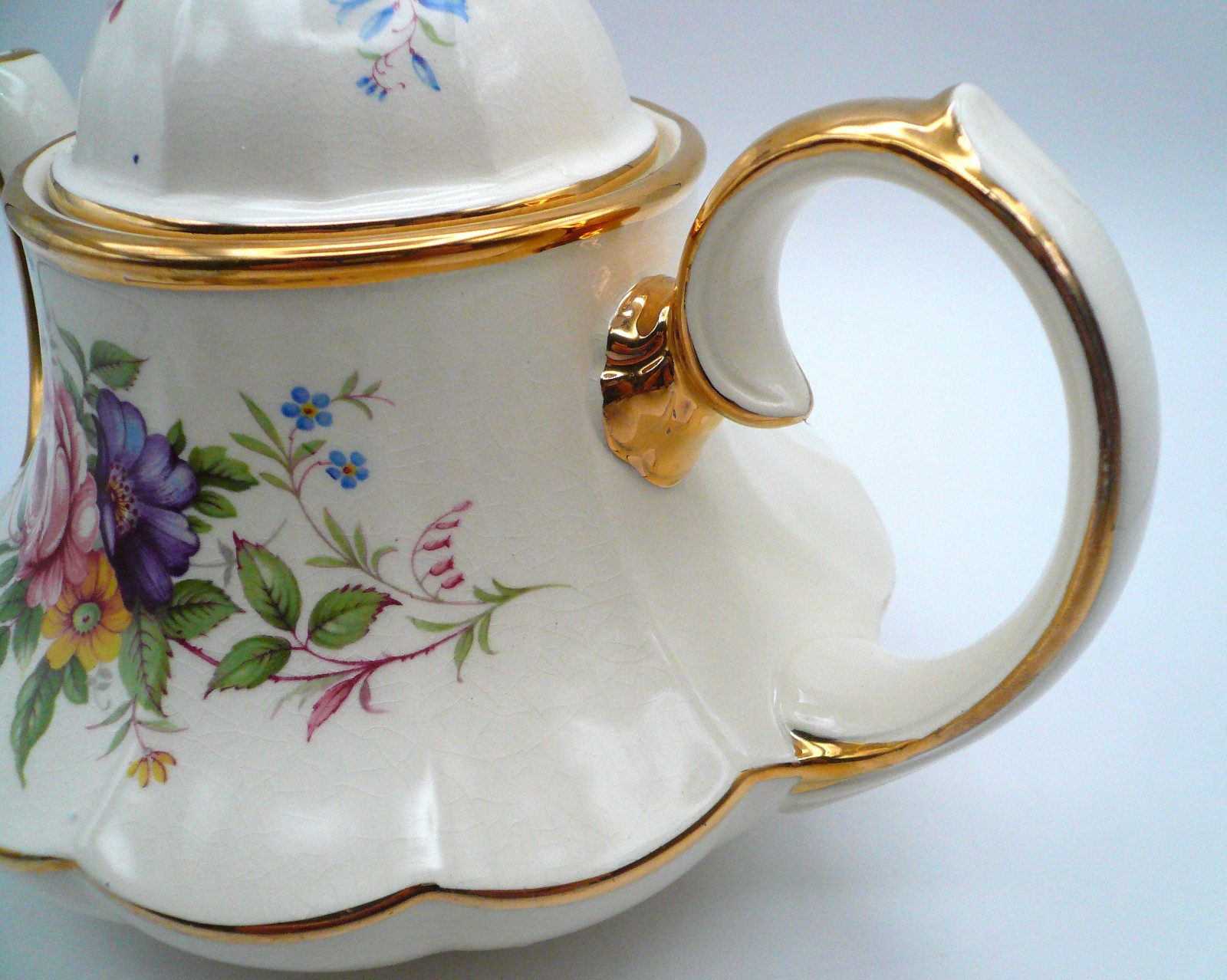 Sadler England Bell Shape Teapot # 3185 Mixed Floral Teapot