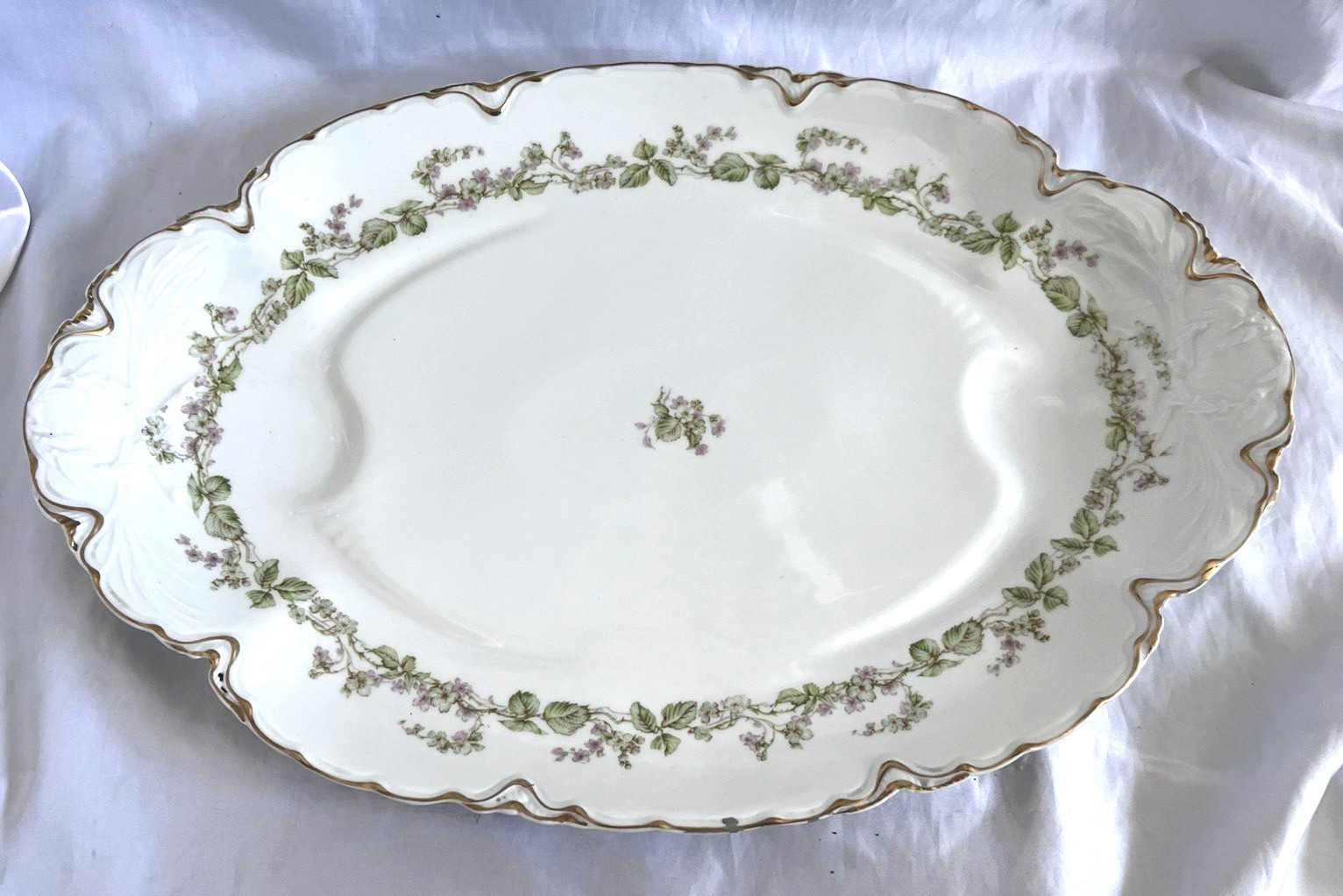 HAVILAND Limoges Charonne 20″ oval serving platter w/ wells. Limoges